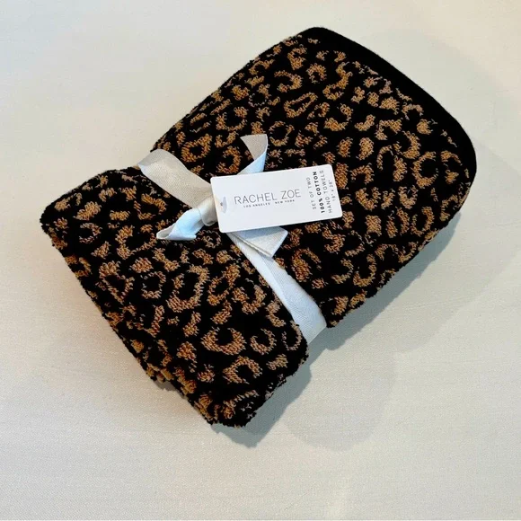 Rachel Zoe Leopard Cheetah Animal Print hand Towels - Picture 1 of 5